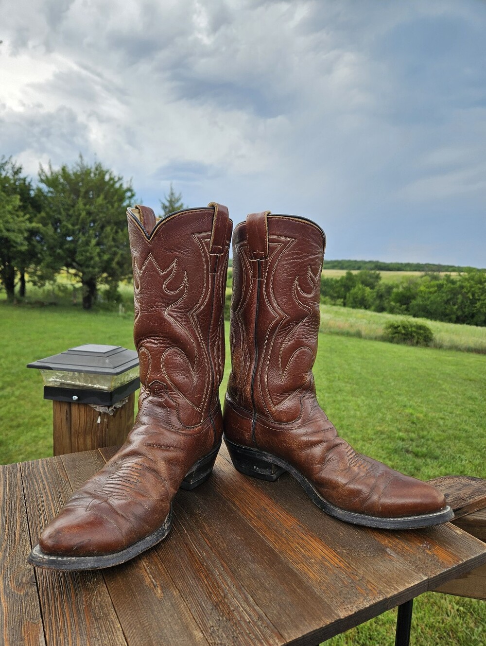 Vintage Olathe Boot Co. Men's 9 D Cowboy Boots Brown Leather Western Made in USA